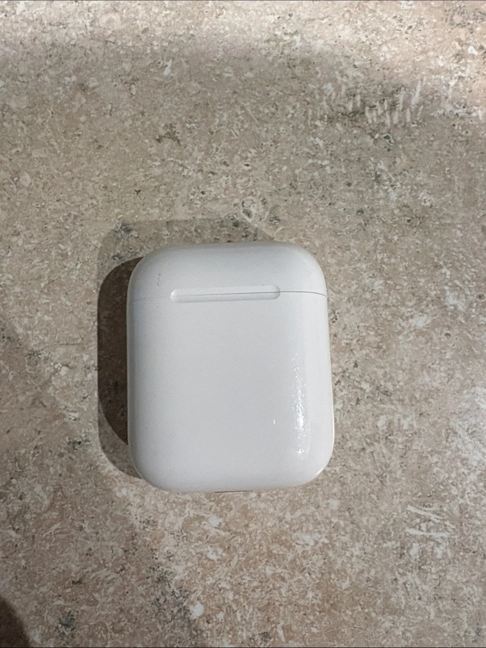 Apple White Wireless Earbuds with Charging Case